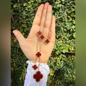 Red Rose Clover Necklace
